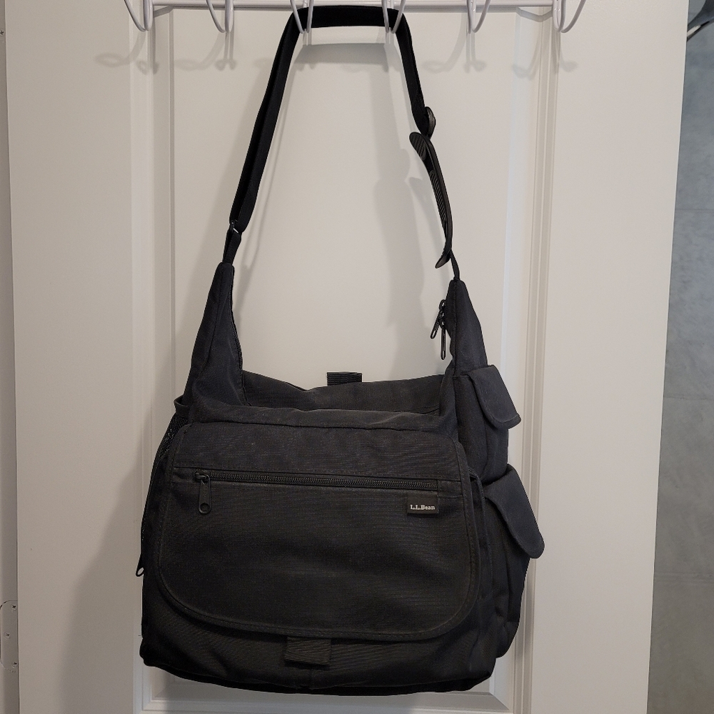 LL Bean Crossbody Messenger bag - black